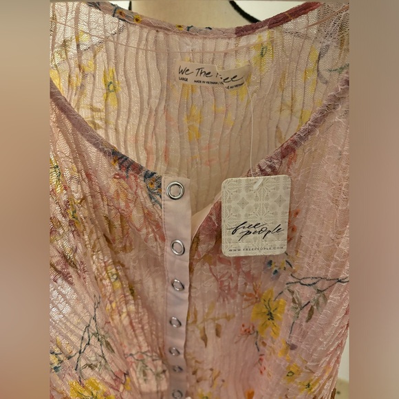 NWT Free People Angelina Lace Top in Light Pink Yellow Floral Combo - Picture 3 of 4